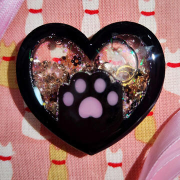 Cat Paw Heart Resin Shaker